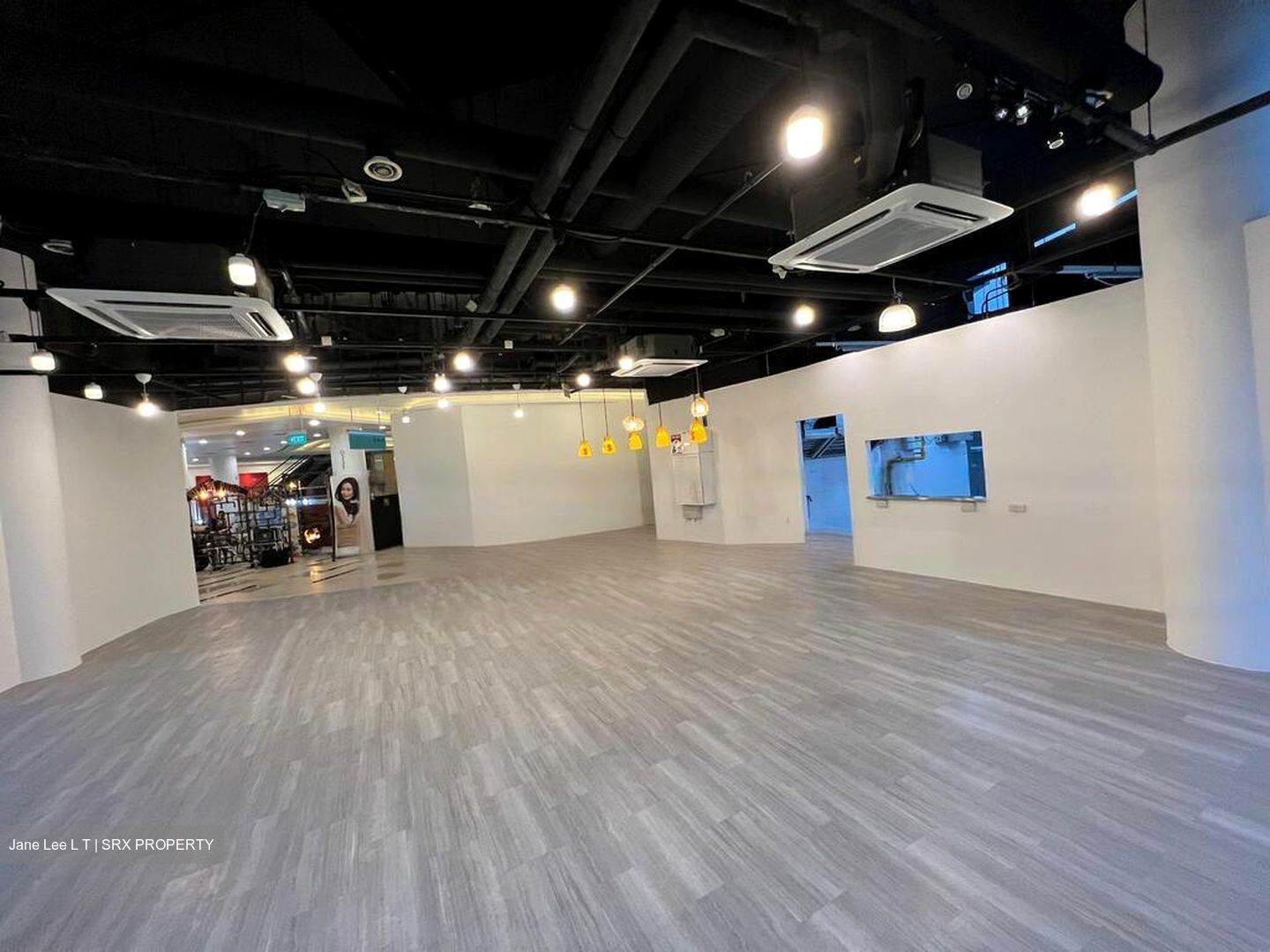 Alexandra Central (D3), Retail #460184991